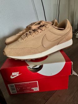 W NIKE DBREAK PRM MF Tan (5.5) Women