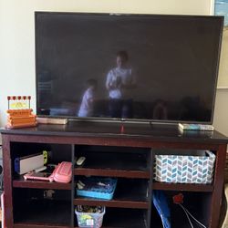 Lg 52in Tv, Entertainment Center, Chromecast