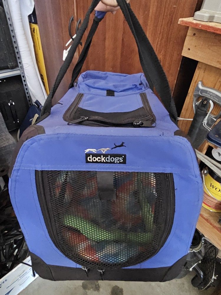 Travel Dog House