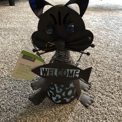 Living Solutions Metal “Welcome” Springer Cat - 13” X 7”, NWT