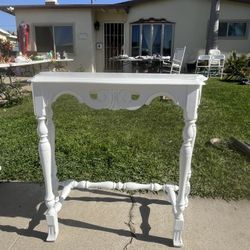 Shabby Chic/ Entry Table