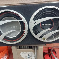 SPEAKERS BOSINAS 12 INCHES GOOD CONDICIÓN 