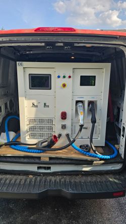 32kWh Mobile EV Charger / Power Supply