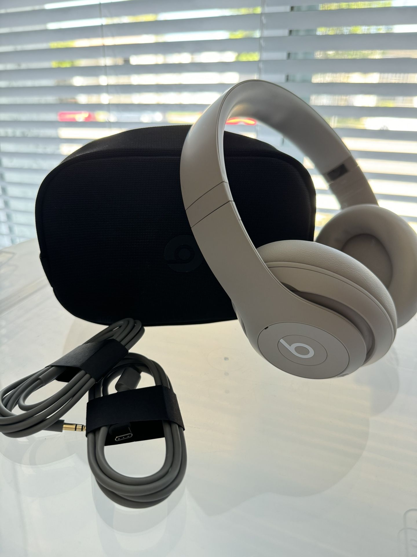Beats Studio Pro