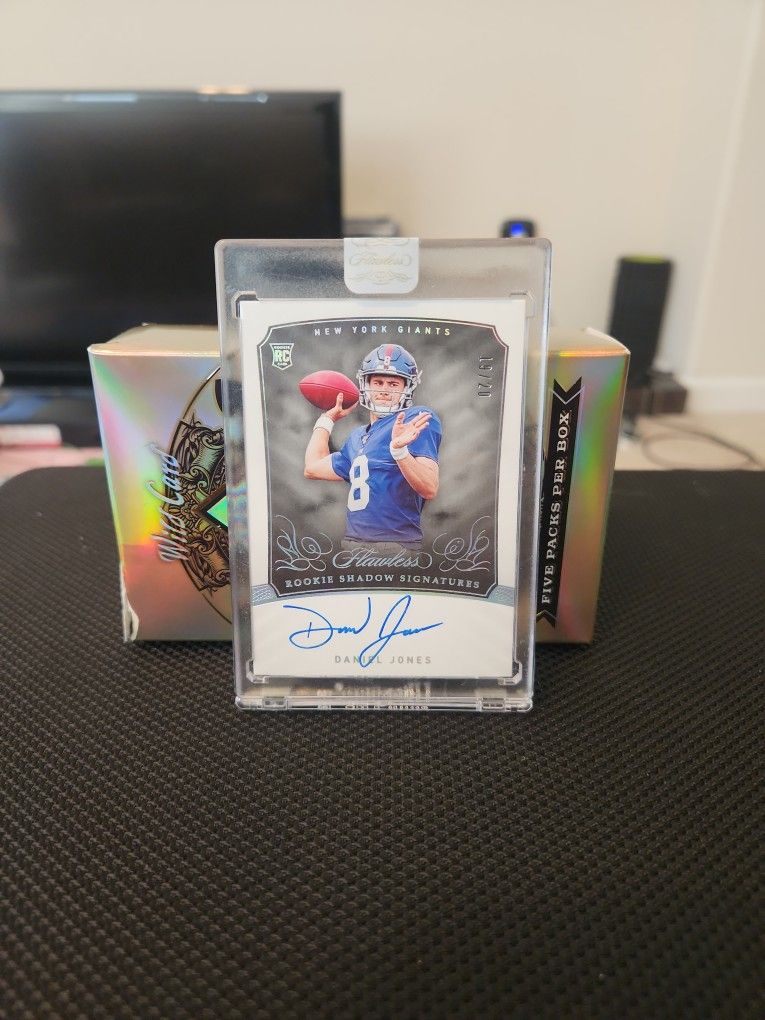 Daniel Jones Flawless Auto 19/20