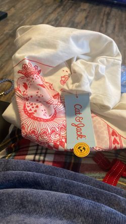 Size6/7 Brand New Cat Jack