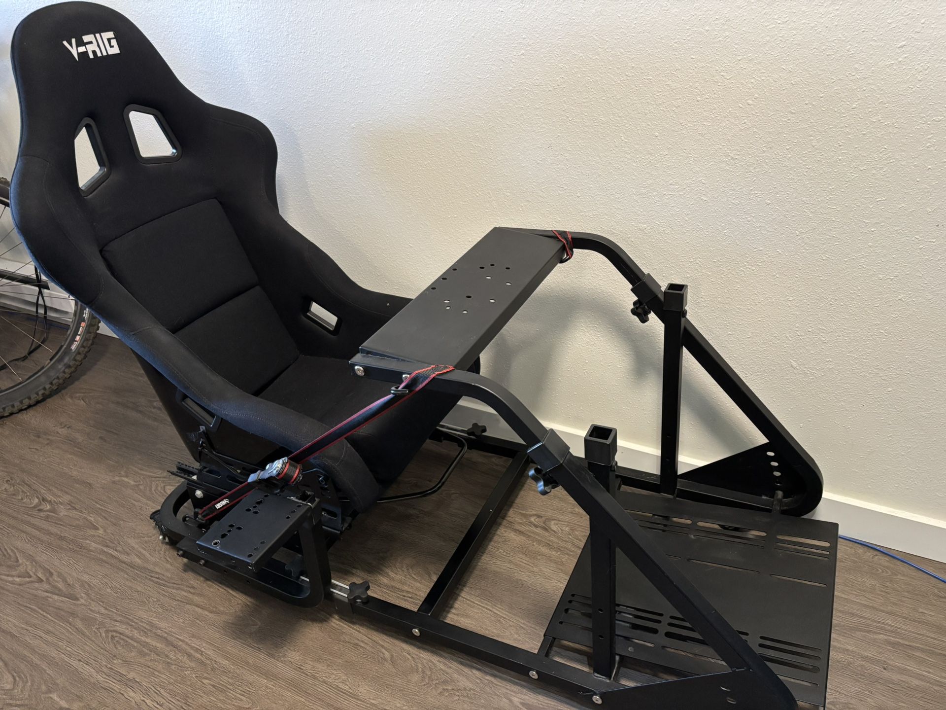 Sim Racing Cockpit