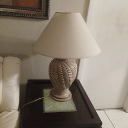 Set of 2 beige and tan lamps