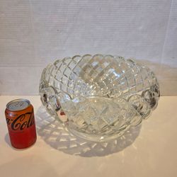 Vintage large glass punch bowl Home Decor Williamsburg
by Tiffin-Franciscan