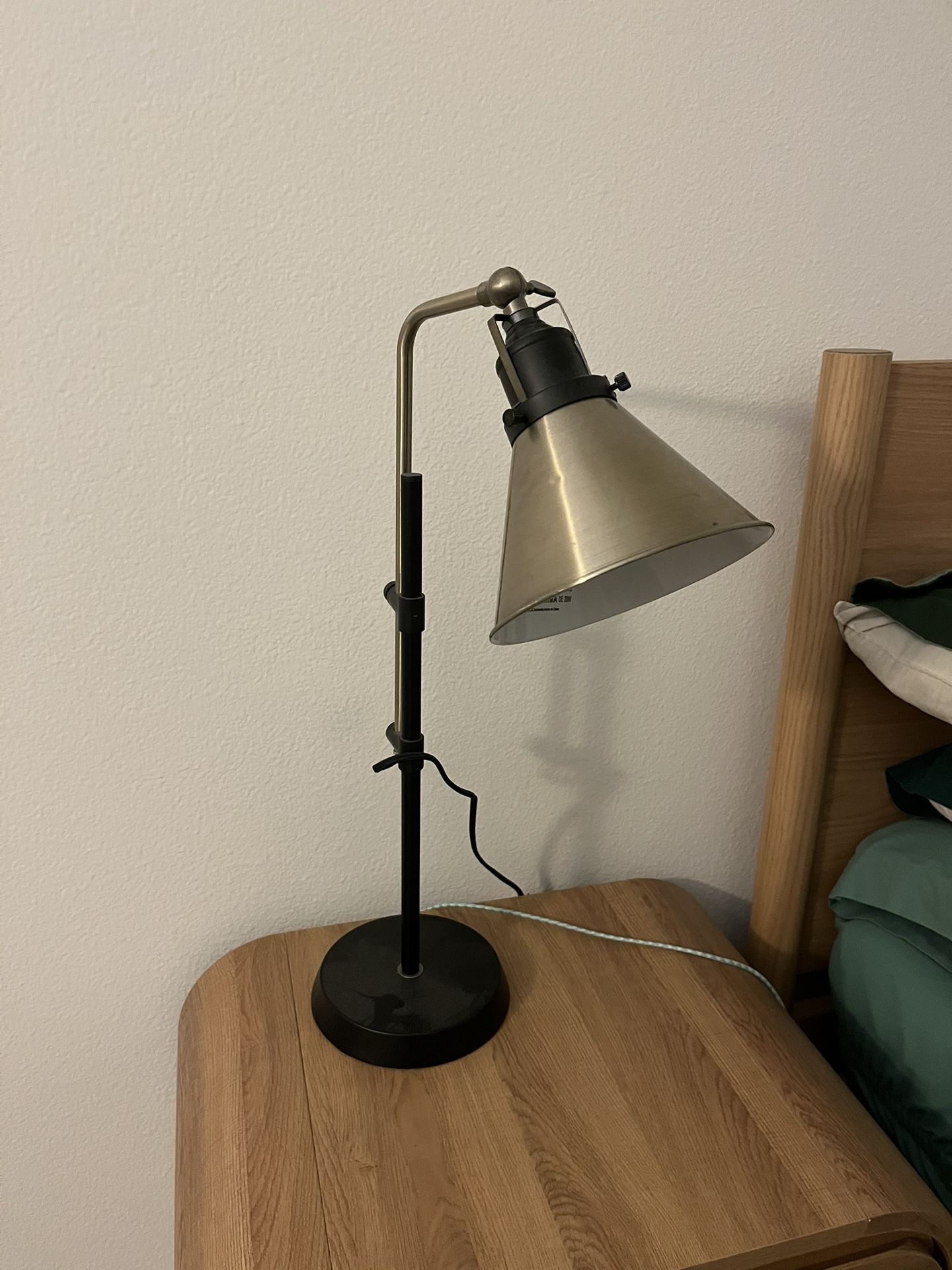 Desk/Night Stand Lamp