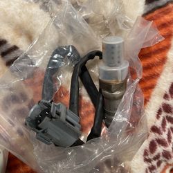 O2 Sensor PART NUMBER :ES20047