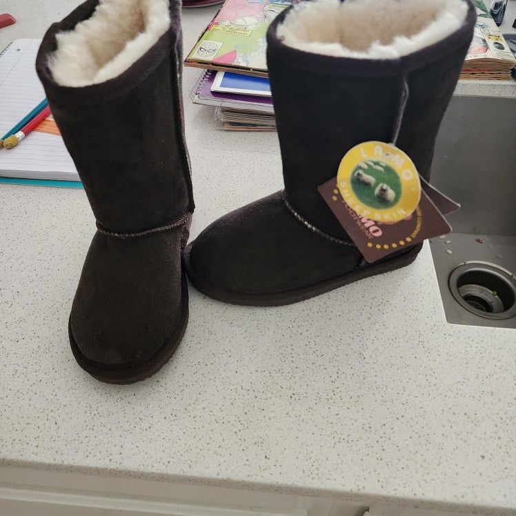 Little Girl Fur Boots 12/13 Brand New