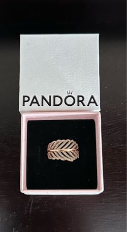 Pandora Rose Gold Leaf Ring - Size 8