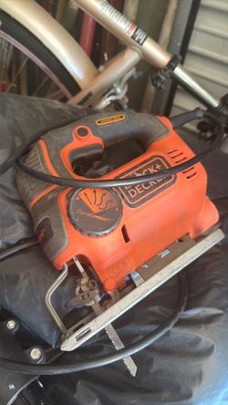 Black+Decker CurveControl Jigsaw