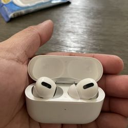 AirPods Pro (1st Generation)