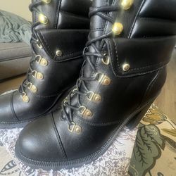 Guess Combat Boots New