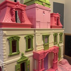 Barbie House 