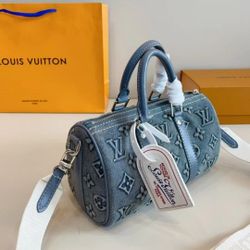 💥LOUIS VUITTON Keepall 25 Denim Blue Bag For Men And Women! Classic Old Flower + Denim Collision 
