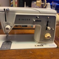 Classic 1969 Singer Sewing Machine. 