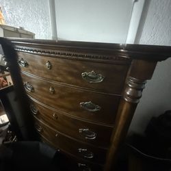 Vineyard Furn 6 Drawer Dresser