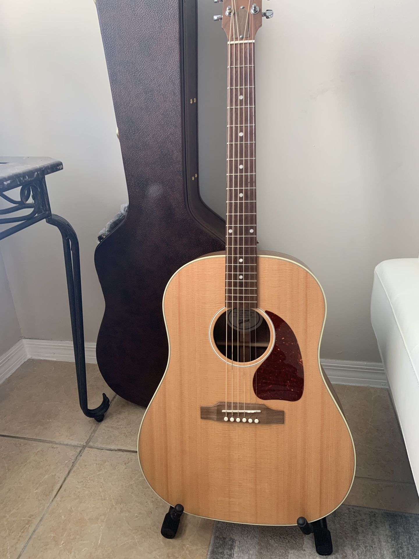 Gibson Electro Acoustic Guitar