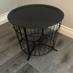 Side Table w/ Removable Lid