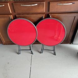 2 foldable 18" Round tables great shape
