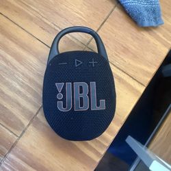 JBL clip 5