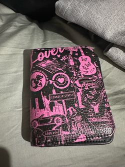Love wallet for cards