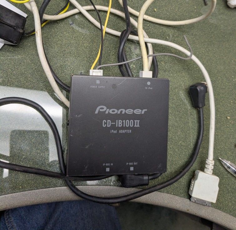 Pioneer CD-IB100II iPod Control Adapter.