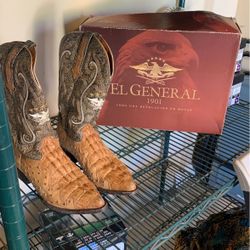 El General 1901 Toda Una Revolución En Botas