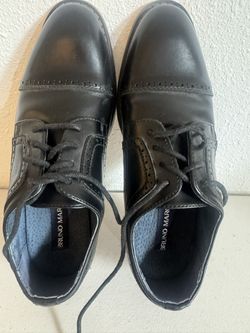 Bruno Mark Classic Black Oxford Dress Size Is Men/Youth Four Or Women’s Size 5.5 To 6