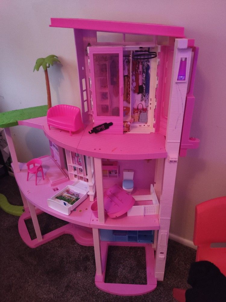 Barbie House