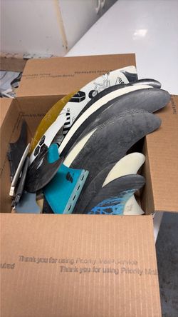 Box of surfboard fins