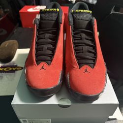 Air Jordan 14 Ferrari
