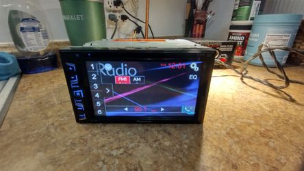Pioneer car stereo used