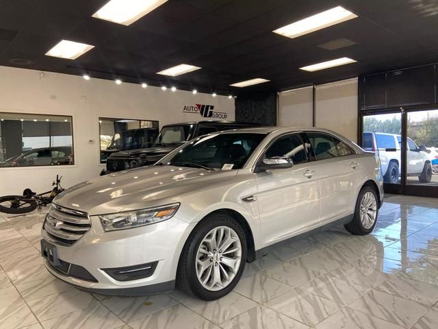 2015 Ford Taurus