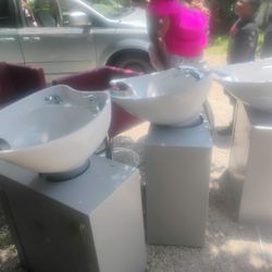 Salon Chairs To Salon Sinks