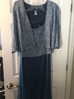 Size 12 P Long Gown With Jacket Like New