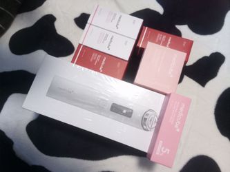 Medicube Skincare Bundle with Device