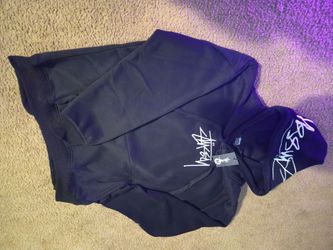 Stussy hoodies size M