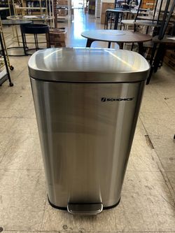 SONGMICS 8 Gallon (30 L) Trash Can Stainless Steel w/ Step-On Pedal - Silver