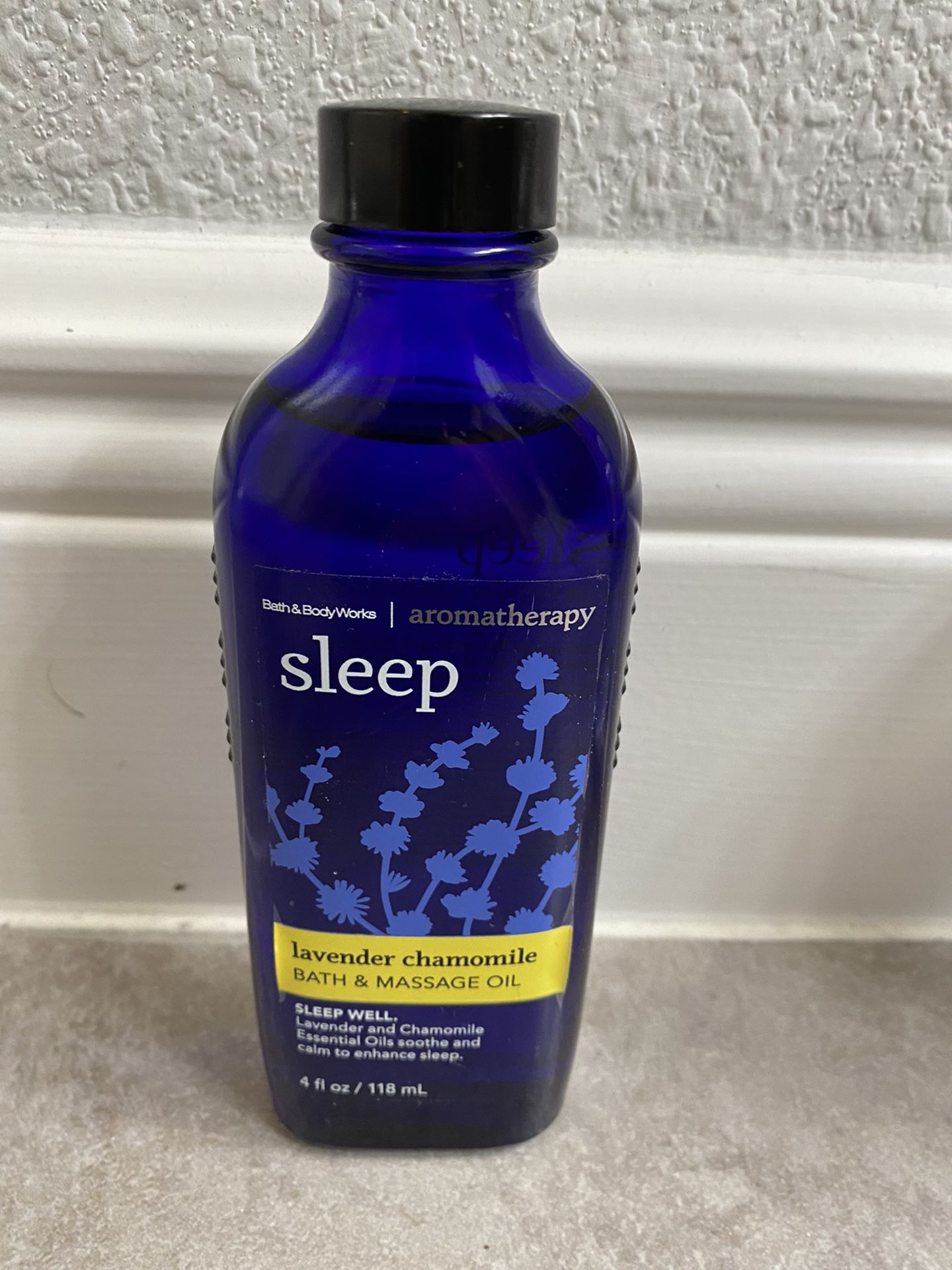 Bath & Body Works Aromatherapy Sleep Lavender Chamomile Bath & Massage Oil