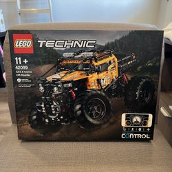 Lego Technic 4x4 X-treme Off-Roader BNIB