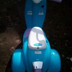Battery Operated Scooter Frozen Cartoon 