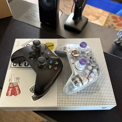 Xbox One With Controls