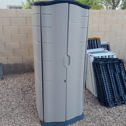 Smaller Rubbermaid Vertical Storage Tool Cabinet Shed 30x20x72 See All Photos