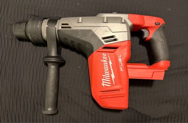 Milwaukee M18 FUEL Rotary Hammer Drill