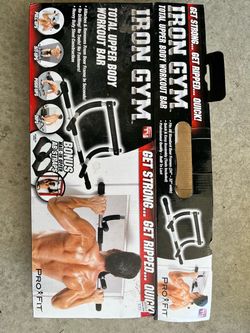 Pro Fit Iron Gym Total Upper Body Workout Bar. Pull Up Bar