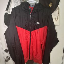 Nike Windbreaker Size M